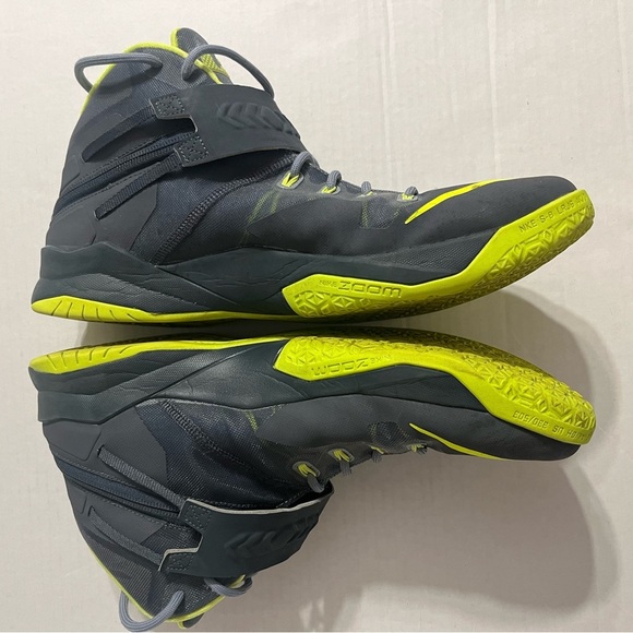 Men’s Nike Zoom LeBron Soldier Eight 8 Basketball Shies Size 13 653641-070 - Picture 5 of 9